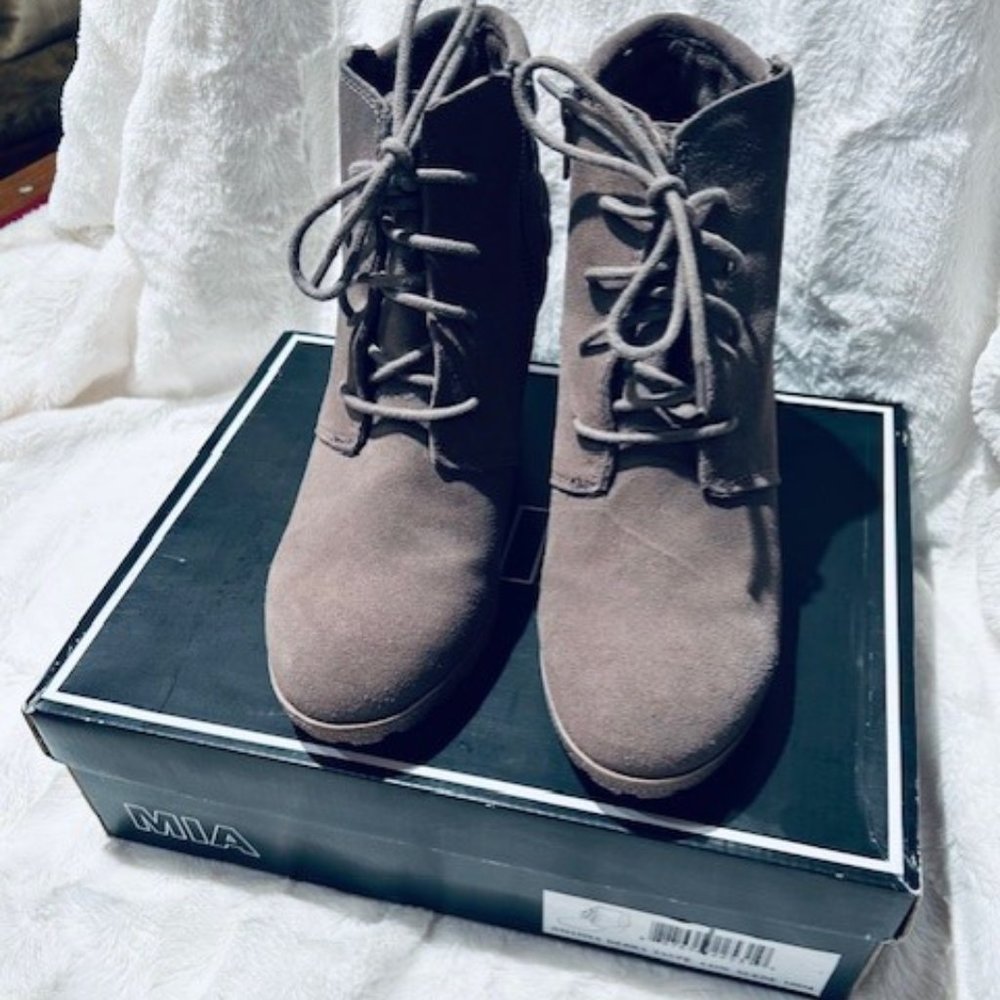 Mia Shoes | Mia Debra Taupe Suede Tie Up Wedge Ankle Bootie